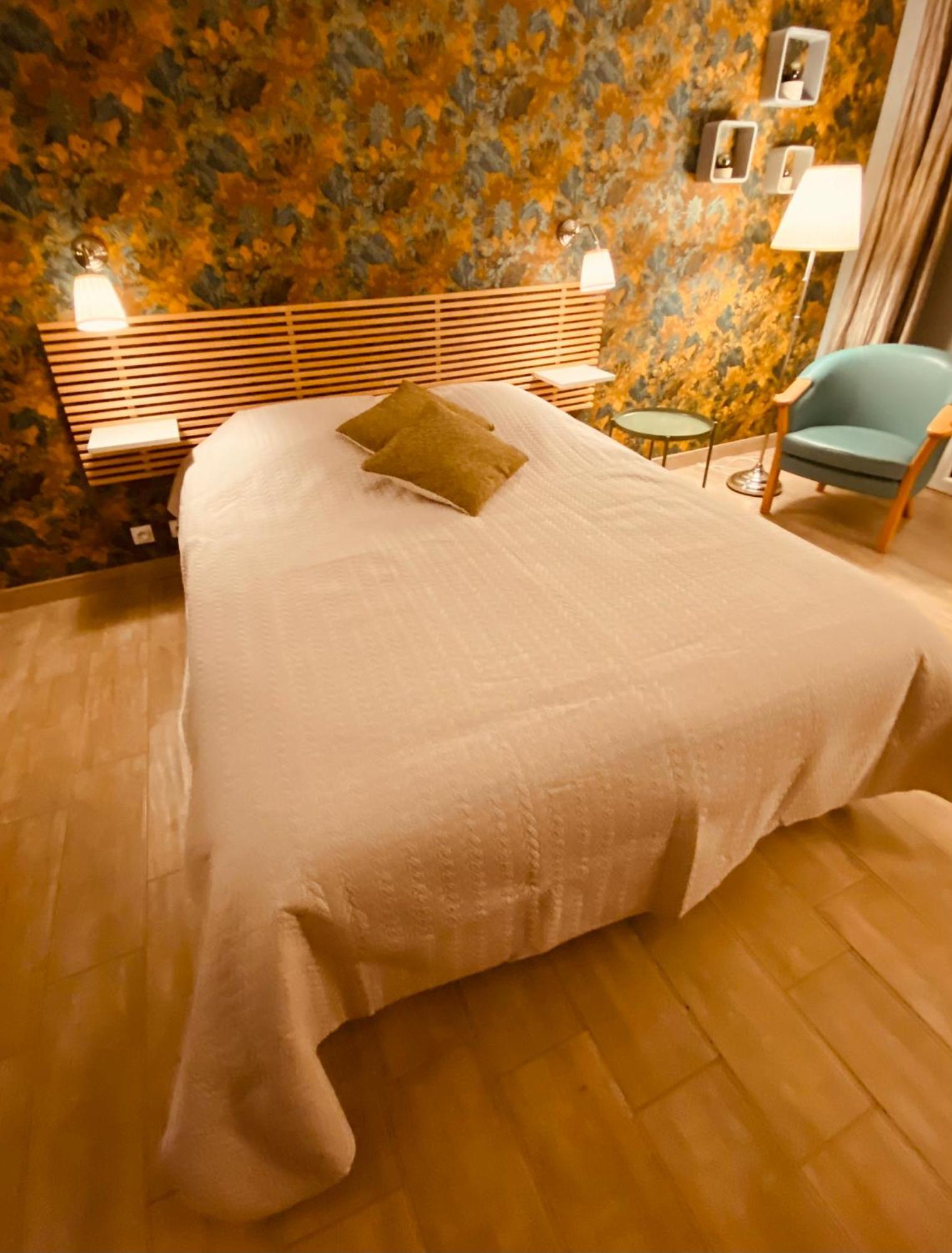 Gite Du Vieux Saule 1 Gite Avec Spa Privatif Pour 2 Personnes 1 Suite Familiale Sans Spa Vieil-Hesdin Exterior foto